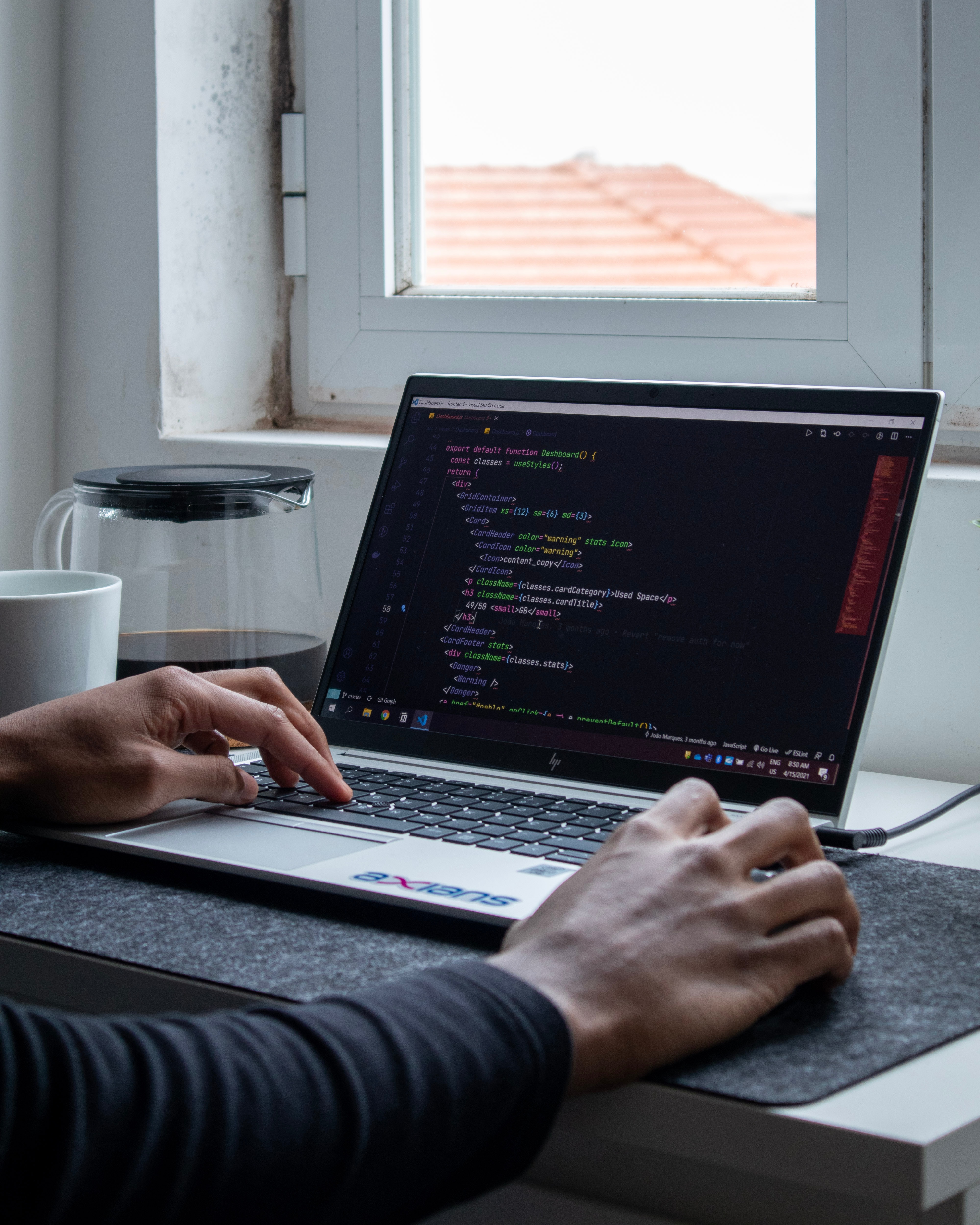 Desenvolvimento Web Javascript com React + Projetos - 2022 - Claudi...
