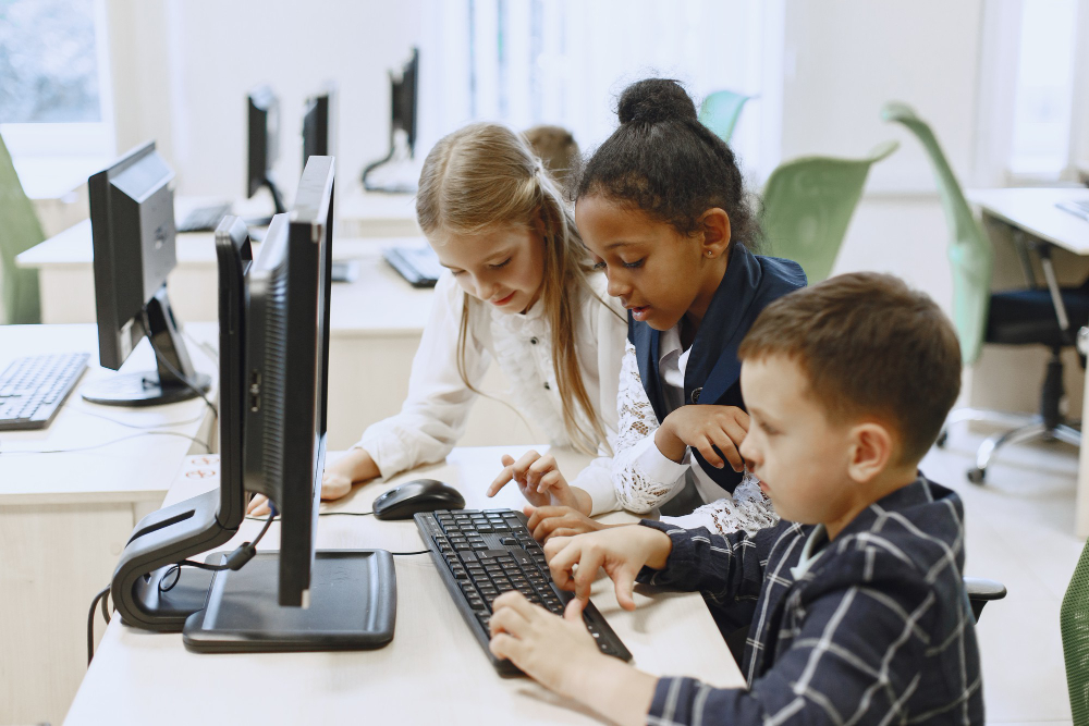 Imagem de capa para o Curso online Gestão de Sistemas Educacionais