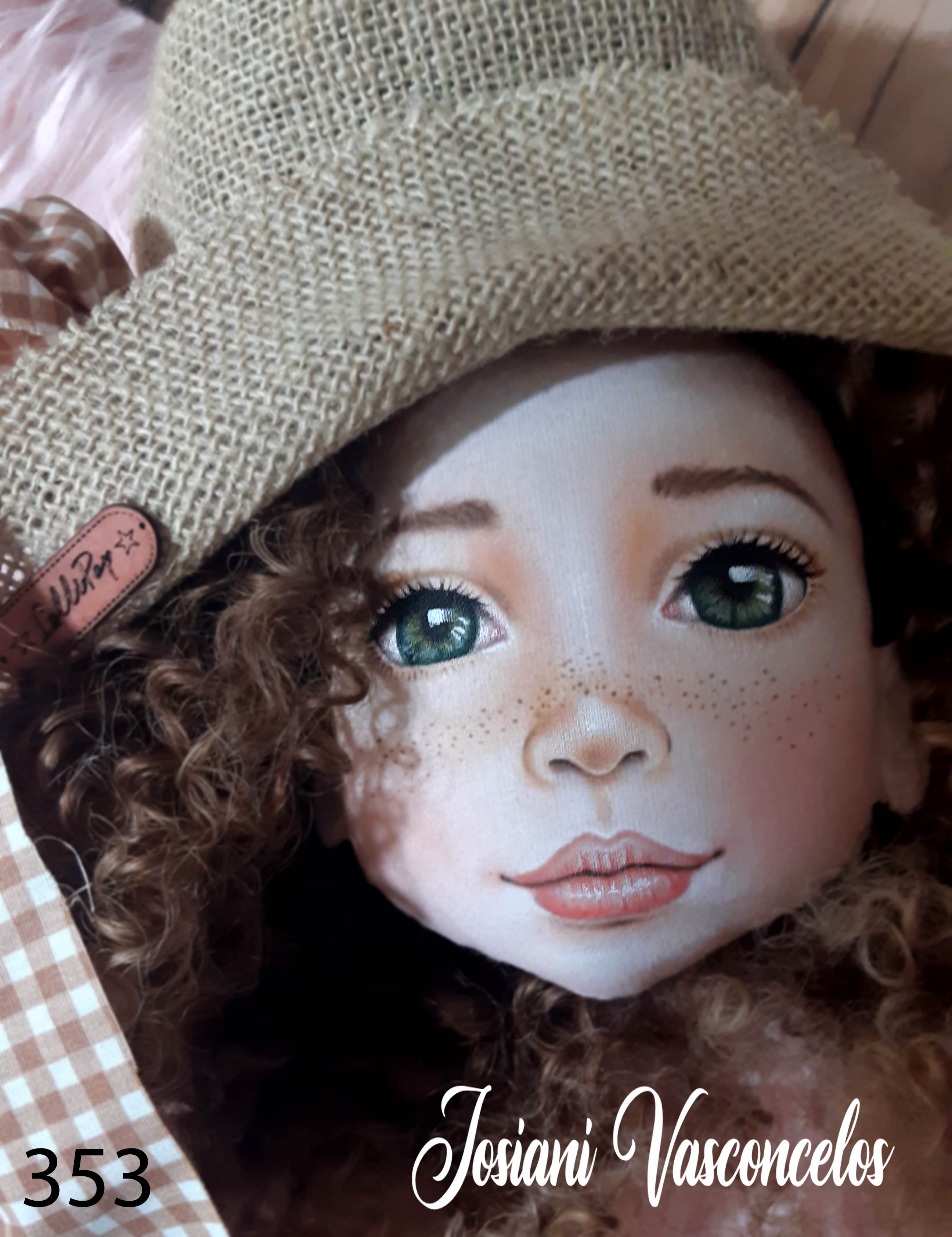 Imagem de capa para o Curso online Pintura realista em boneca de pano coleção 2022