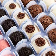 Curso básico, de brigadeiro e precificação.