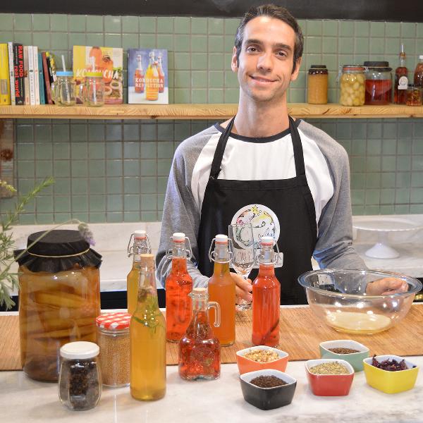 Imagem de capa para o Curso online Curso de Kombucha Artesanal com Lucas Montanari
