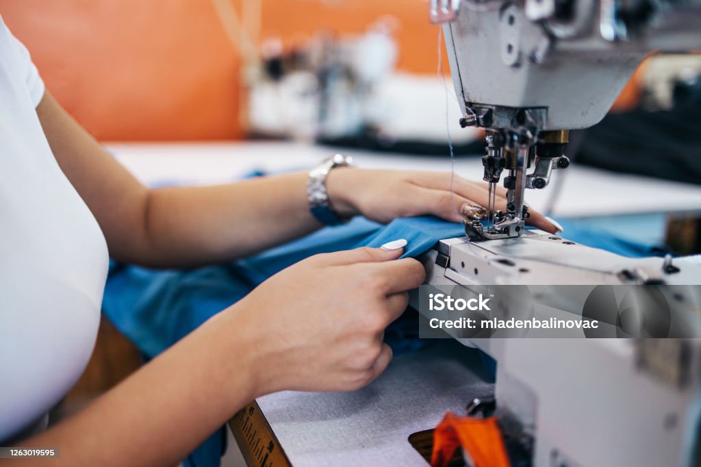 Imagem de capa para o Curso online COSTURANDO EM PRODUÇÃO