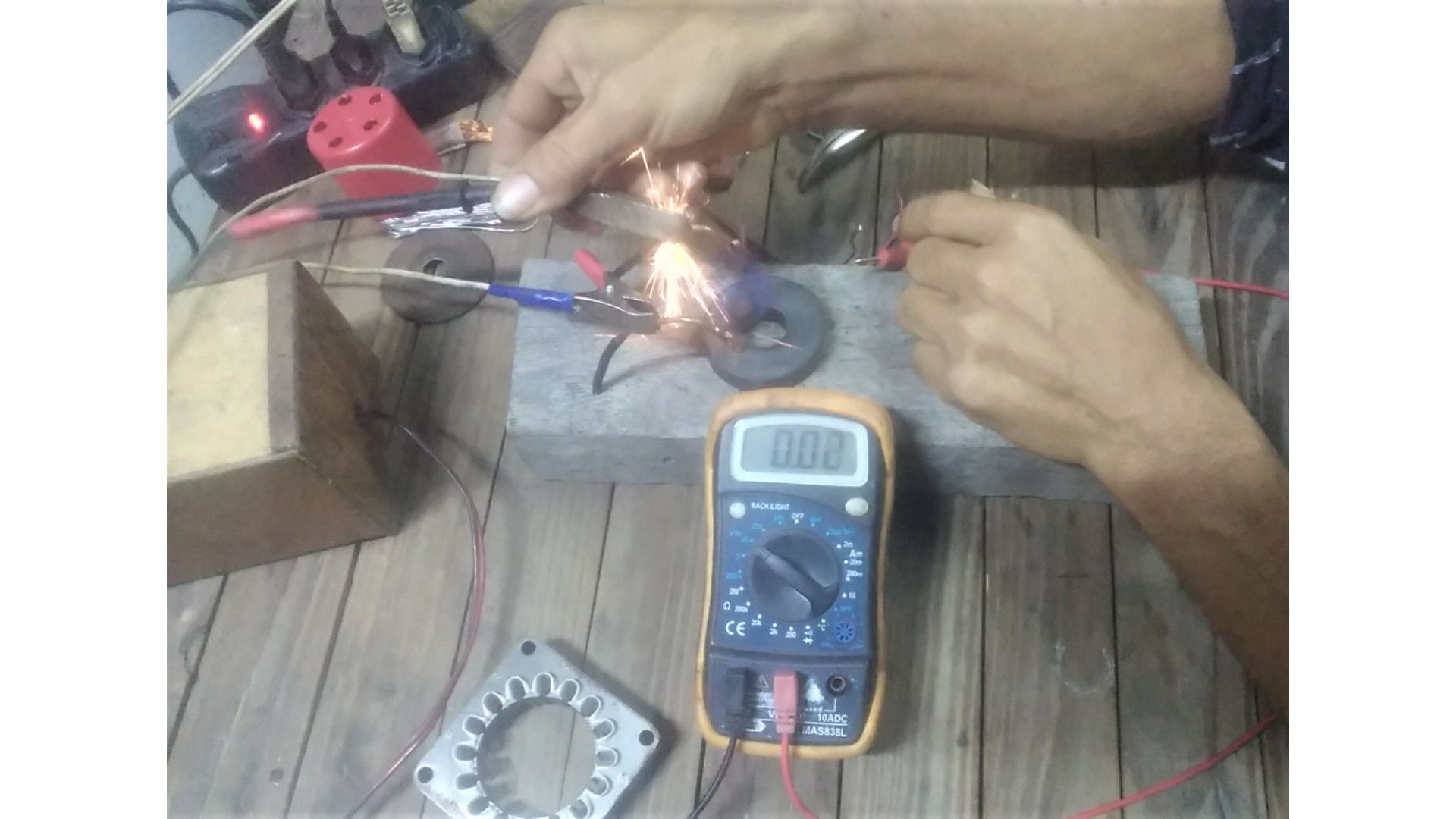 Bobinamento em motores de ventilador (mesa), BONUS diagnostico e manutenção.