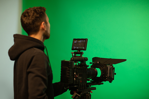 Imagem de capa para o Curso online Seja um profissional do Youtube - PRO