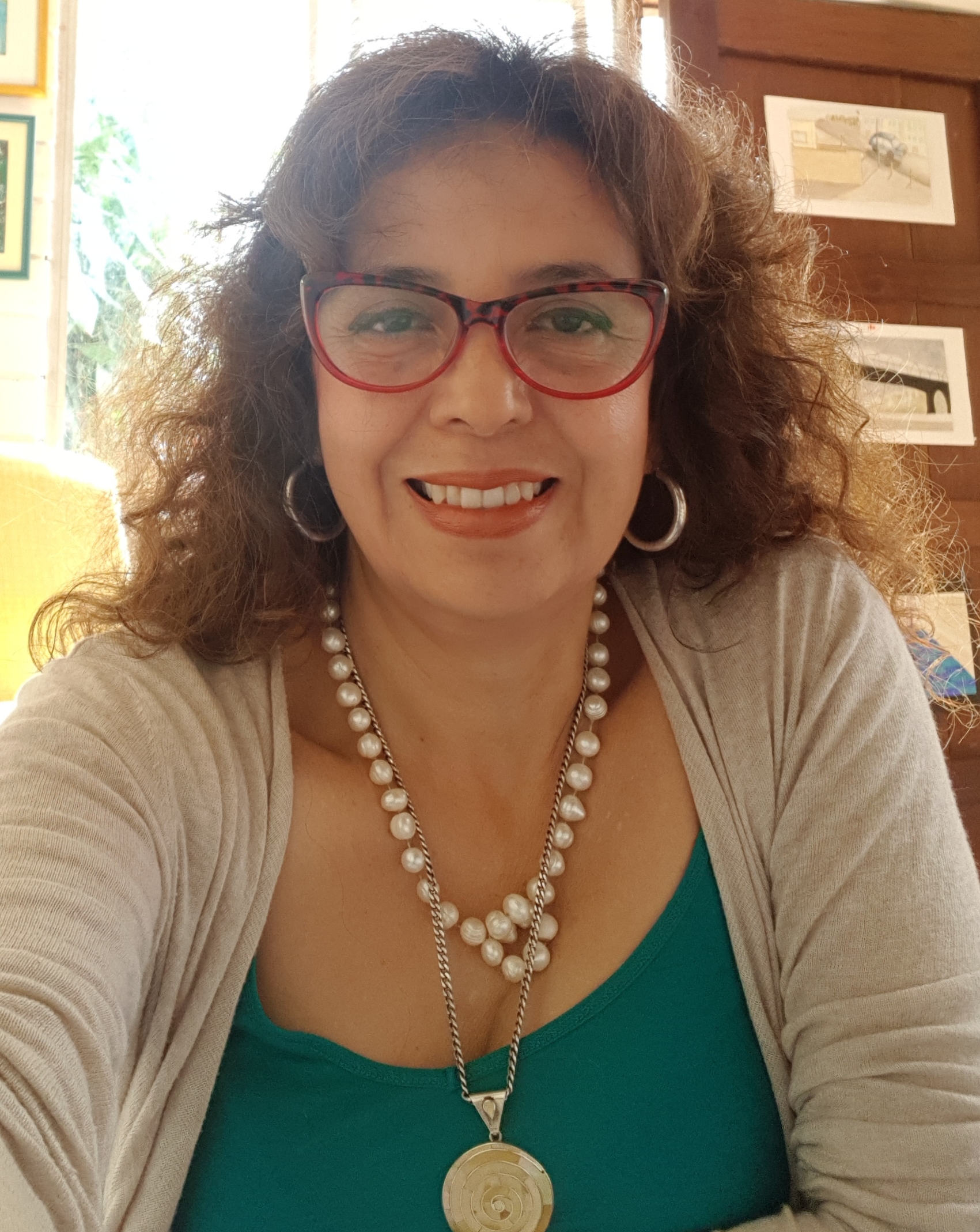 Sesiones de Terapia con María del Pilar Torres Rosas de Castañeda.