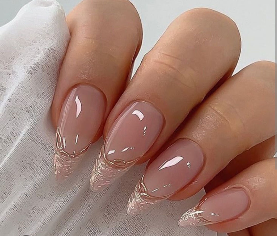 Curso Profissional de Unhas de Gel: Rápido e prático.