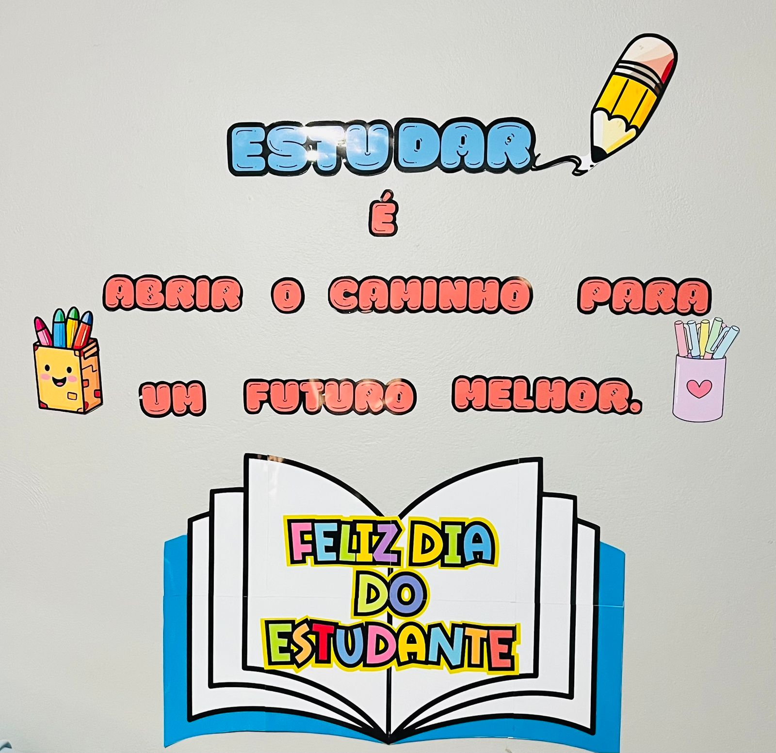 📚✨ *Painel Dia do Estudante*