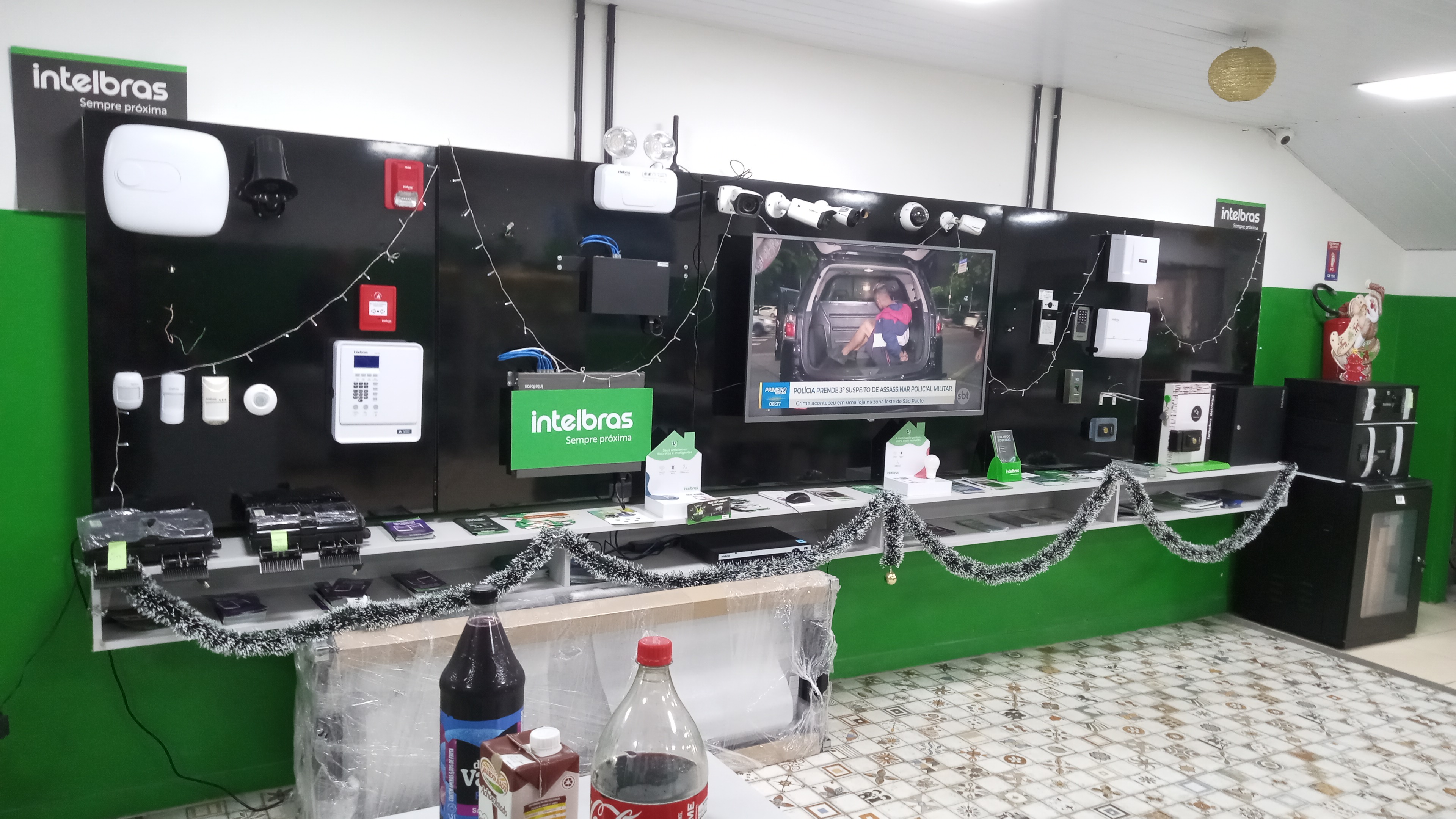 Curso de instalação e manutenção de tecnologia produtos Intelbras câmera cerca elétrica alarme telefonia moto de portão etc...