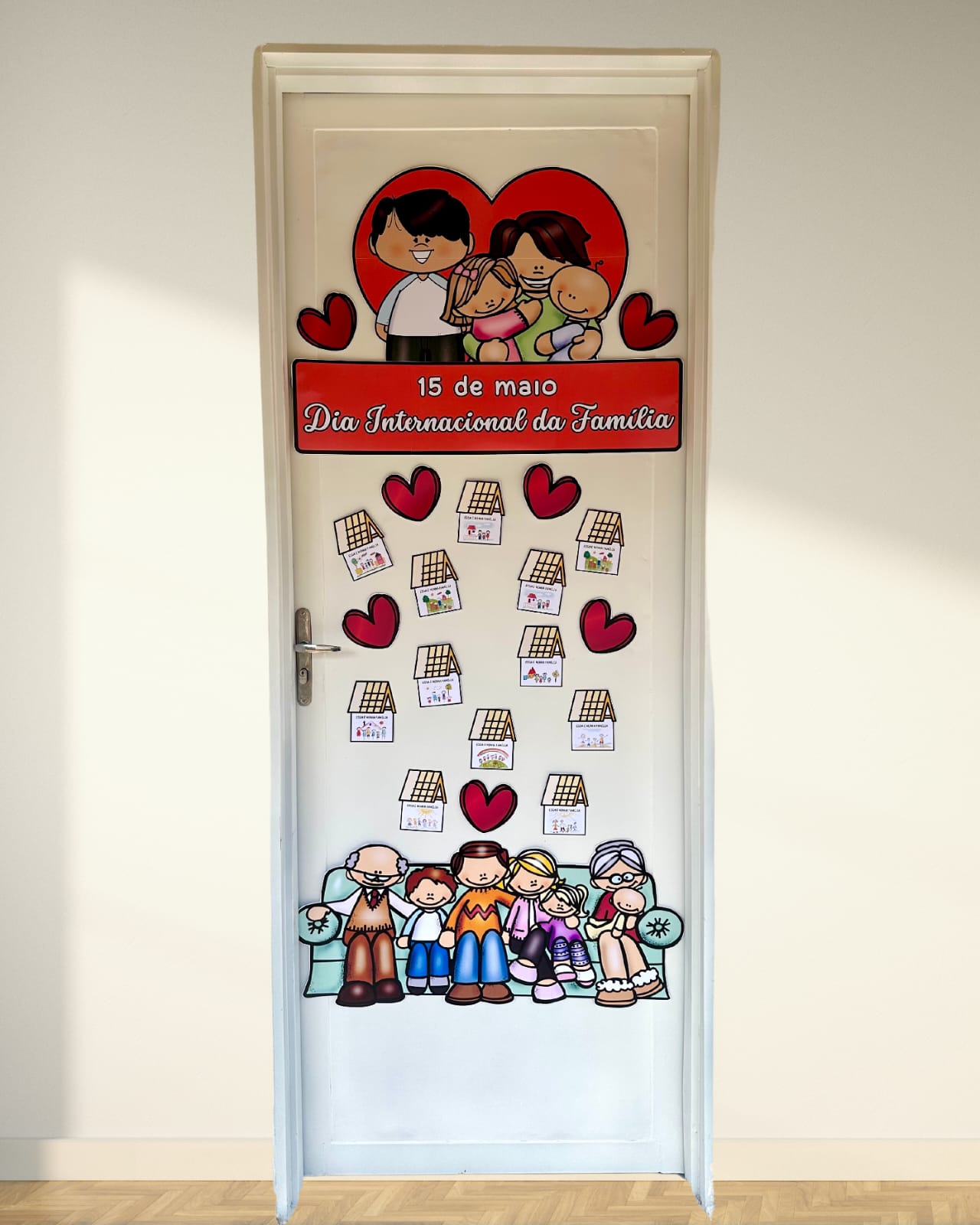 *Decoração de porta tema Dia Internacional da Família.*👪❤️