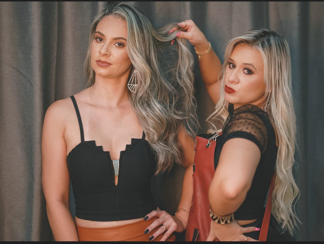 Imagem de capa para o Curso online Contour Hair - Curso de Loiros Perfeitos Utilizando Touca com Efeito Papelote