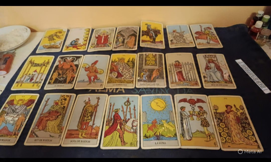 Descubre tu camino espiritual con lecturas de tarot sanadoras - Die...