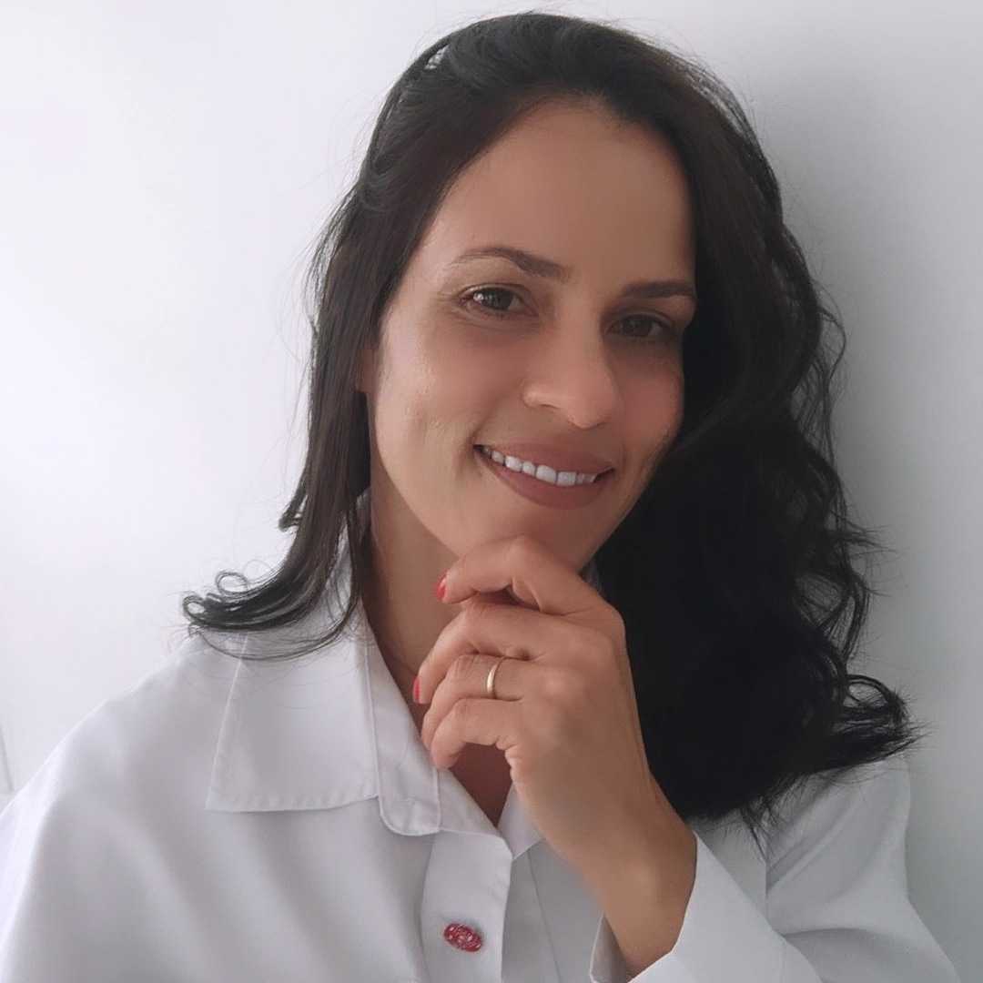 Fah Encantanda - Matrizes de Bordado, por Katia Durães
