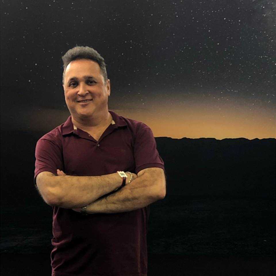 Professor Dr. Robson Santos