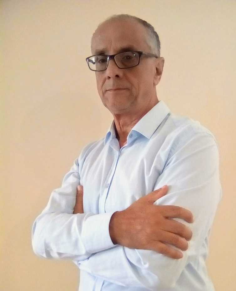 André