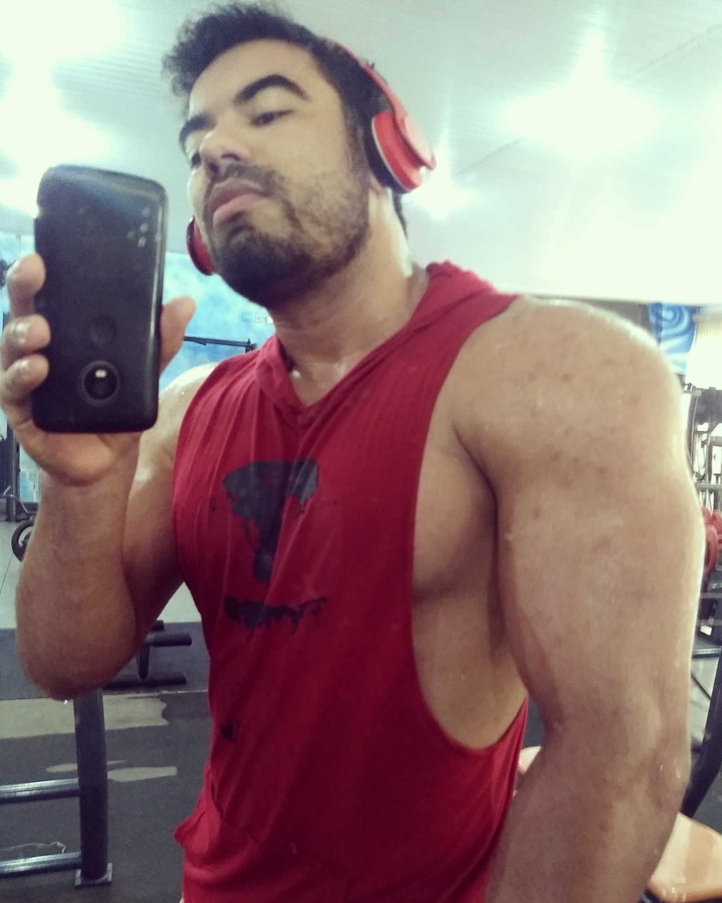 Eduardo Strong