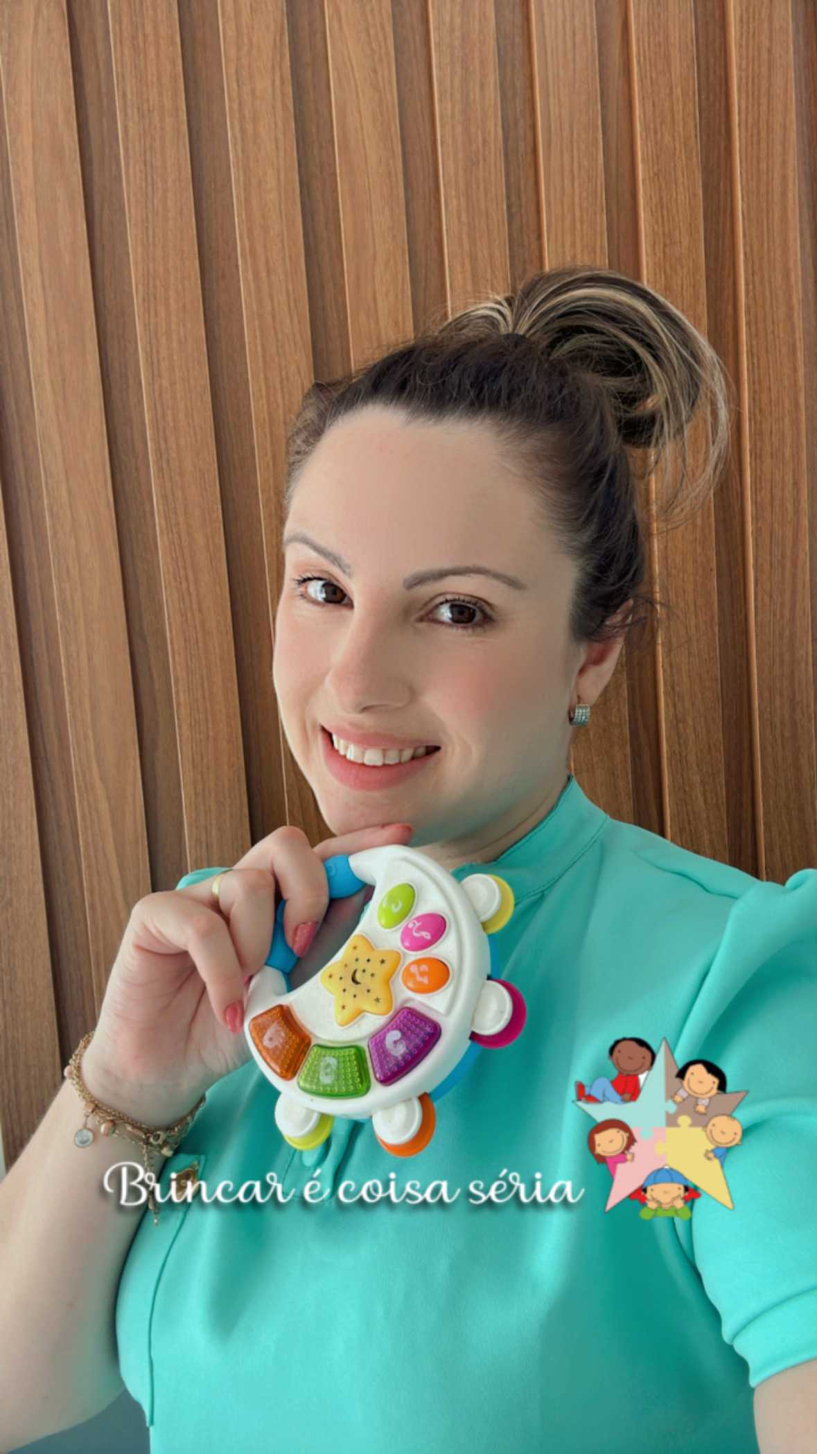 Brincando com os Dinos: Estimulação do desenvolvimento em Casa (4 meses a 3 anos) — imagem 2