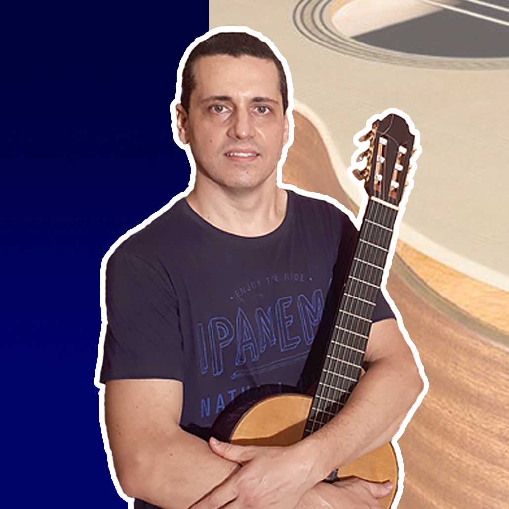 Prof. Alexandro Vidigal