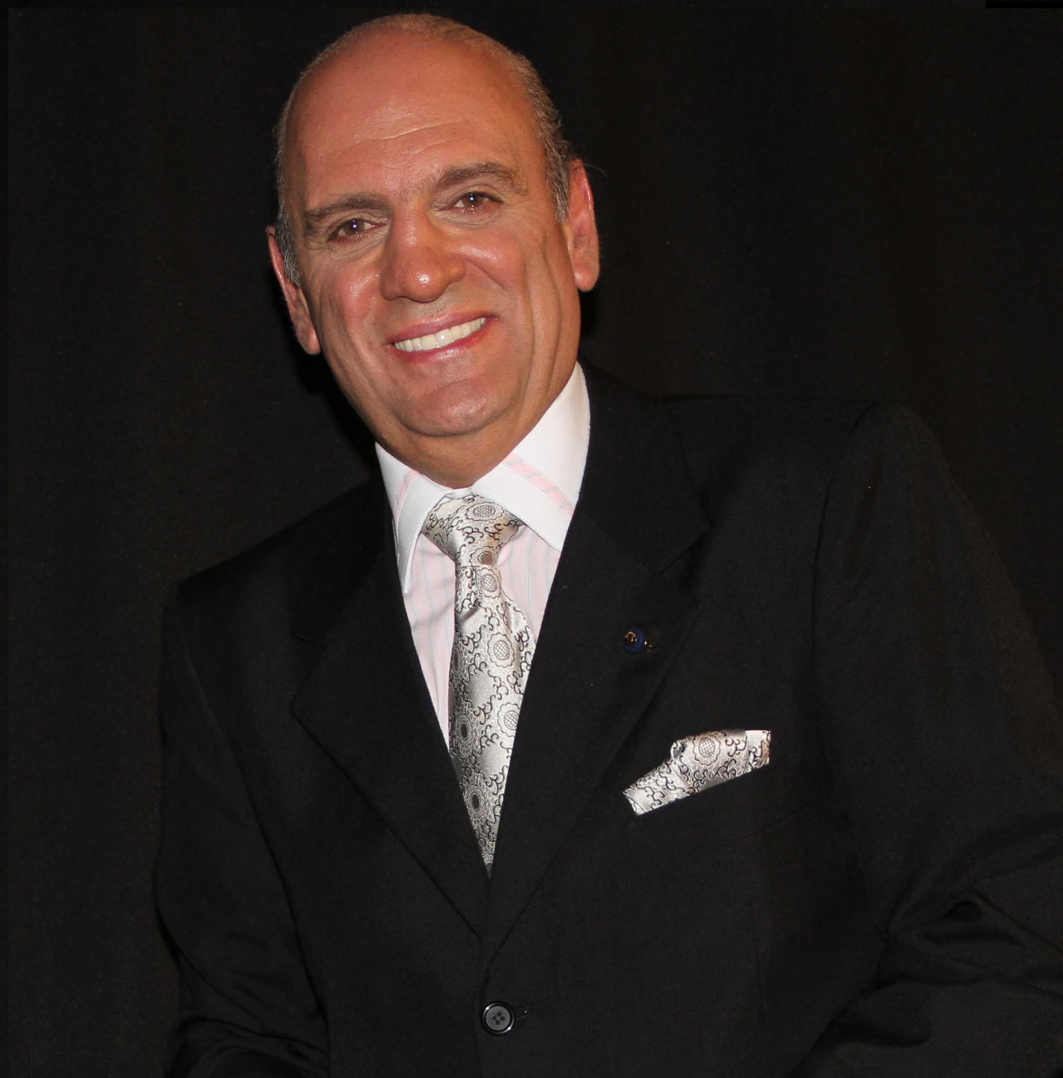 Cesar Romão