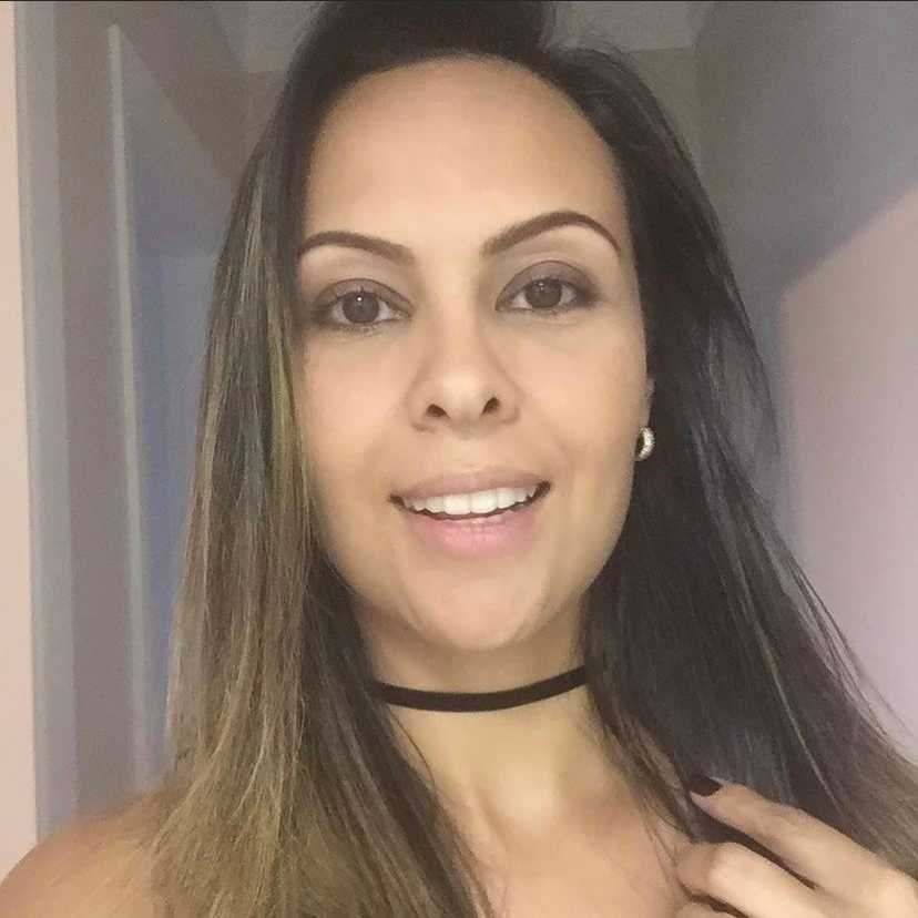 CÁSSIA FERREIRA